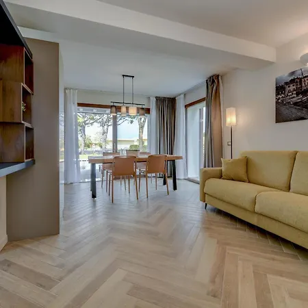 Gardaliva By The In بيت للعطل